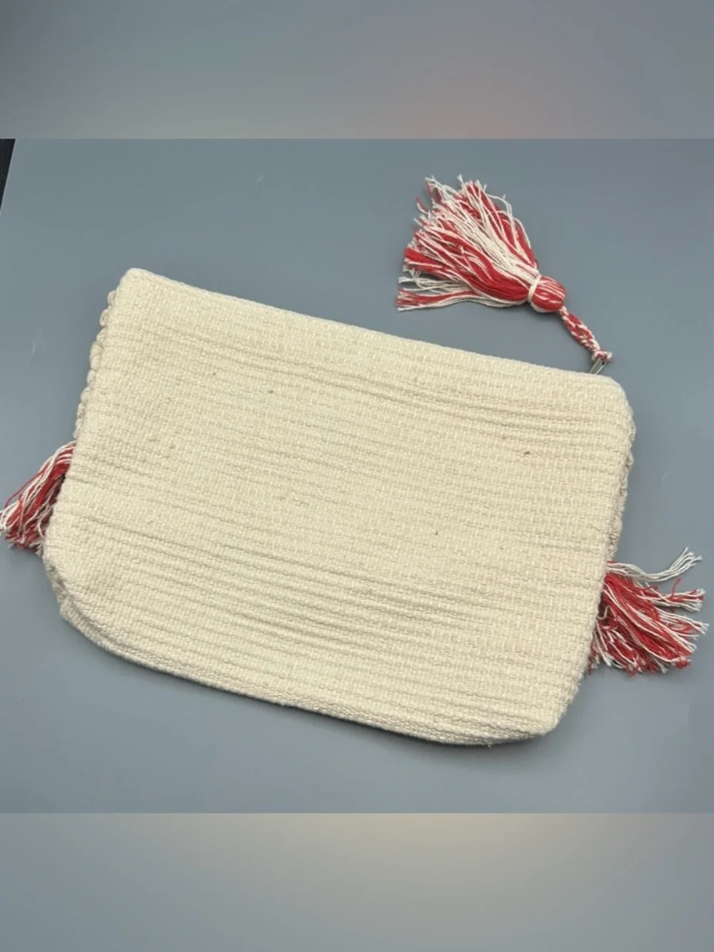 Shiraleah Red Stars Clutch Woven Bag Tassel Detail Cotton Summer Travel Pouch - Picture 2 of 12